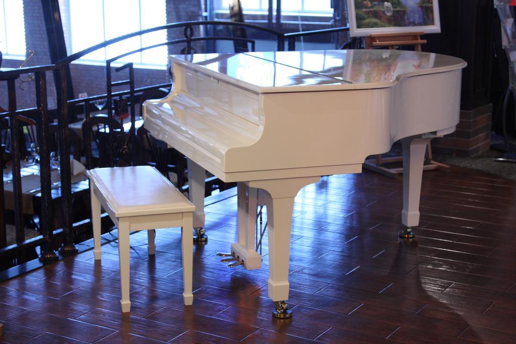 Park-Hotel Butenko Stable Protsev Ngoại thất bức ảnh