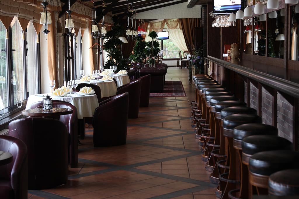 Park-Hotel Butenko Stable Protsev Ngoại thất bức ảnh